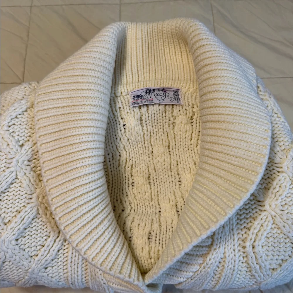 Vintage Macy's Ivory Cable Knit Cardigan Sweater grandma core - Picture 9 of 9